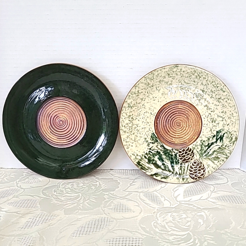 Ellen Evans USA 2000 Pine Cones Glazed Studio Art Pottery Plates Set of 2
